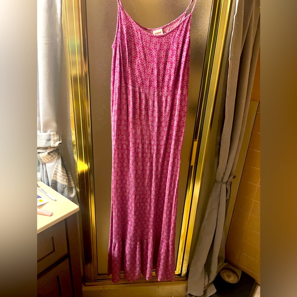 Long flowing spaghetti strap maxi dress